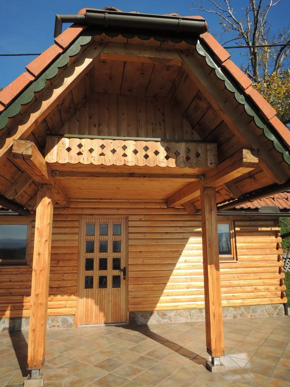 Vineyard Cottage Janko & Metka Otočec エクステリア 写真